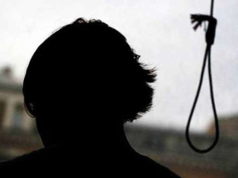 Bakıda azyaşlı intihar edib 