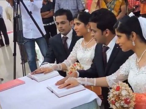  Əkiz qardaşlar əkiz bacılarla evləndilər  - FOTOLAR 