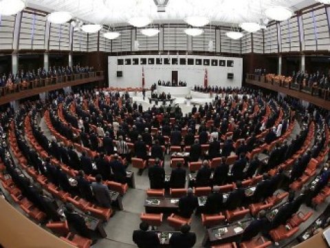 Türkiyə parlamenti yeni tərkibdə fəaliyyətə başladı 