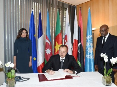  Prezident İlham Əliyev Liderlər Forumunda iştirak edib 