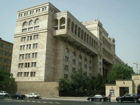 Macarıstanın Azərbaycandakı səfiri Tibb Universitetində olub