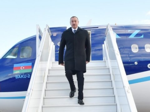 İlham Əliyevin Fransa səfəri başa çatıb