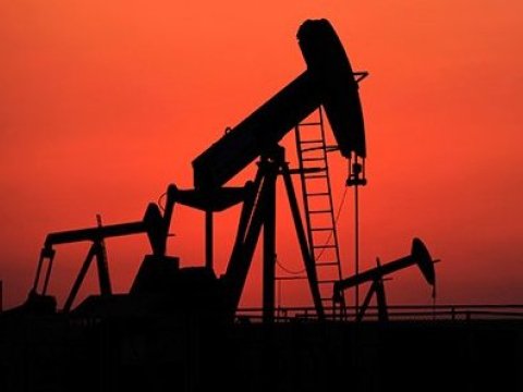 İraq neftini ucuz qiymətə satmağa başladı: neft sürətlə ucuzlaşdı