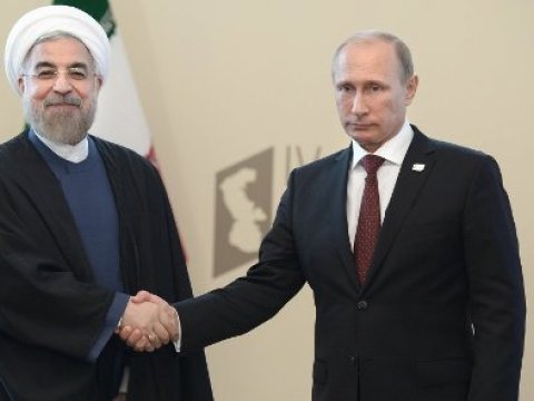 Putin İrana gedir 