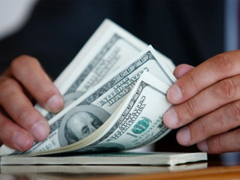 Dollar yenidən bahalaşdı 