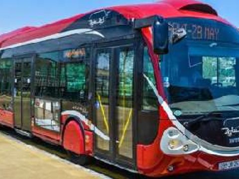 Bakıda 18 metrlik avtobus sınaqdan keçirildi