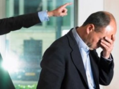 Daha bir yüksək rütbəli məmur işdən çıxarıldı