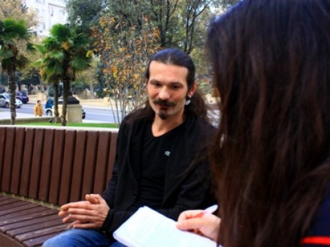 Bakıda yaşayan türkiyəli musiqiçi: “Azərbaycanlı dinləyicilərin gözəl musiqi zövqü var” 