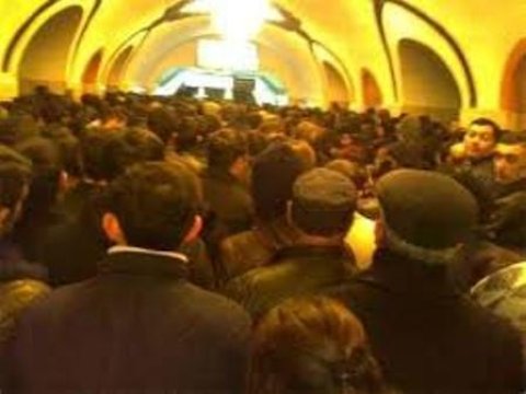  Bakı Metrosunda problem 