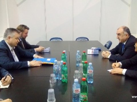 Elmar Məmmədyarov ATƏT bürosunun direktoru ilə görüşdü 