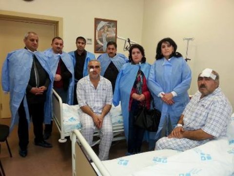  Koalisiya üzvləri müalicə alan neftçilərə baş çəkib  