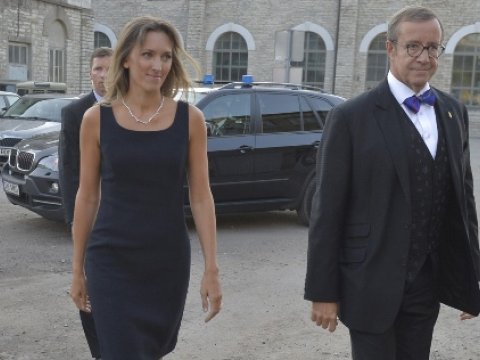 Xəyanətə uğrayan prezidentin yeni 1-ci ledisi - FOTOLAR