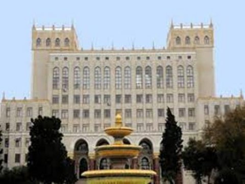 Elmlər Akademiyasında professor-müəllim heyətinin maaşı artacaq 
