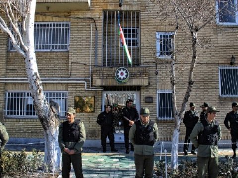 İrandan növbəti təxribat - Təbriz konsulluğumuz önündəki aksiyadan FOTOLAR