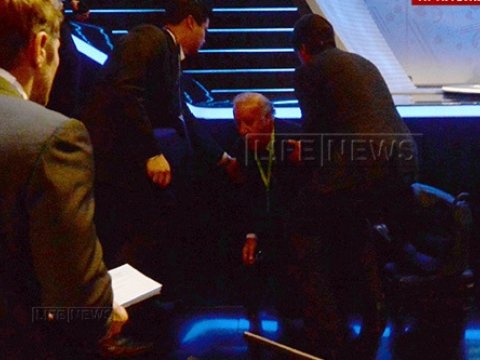 İspaniya millisinin baş məşqçisi Avro-2016-nın püşkatmasında yıxıldı - FOTO