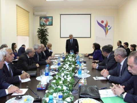 Kamal Abdullayev “Dədə Qorqud” dastanına görə müşavirə keçirdi