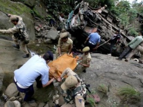 Yol qəzasında 30 jandarm öldü 