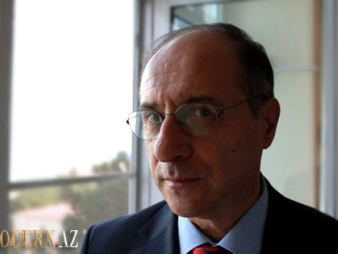 “Bu gün tezdən ilk təbriki 83 yaşlı anamdan aldım”