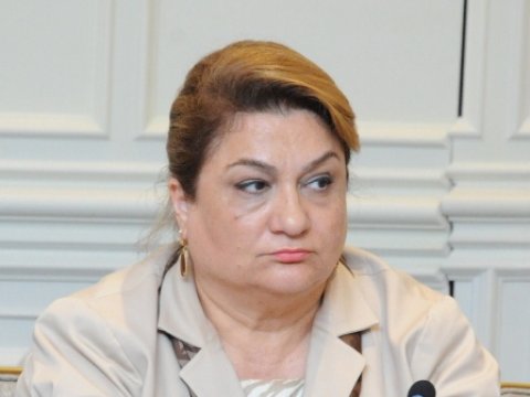 “Bakının bir sıra kəndlərində erkən nikahların sayı artıb” – RƏSMİ 