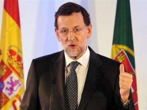 Arvadının qohumu baş nazirə yumruq vurub - VİDEO