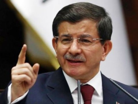 Əhməd Davudoğlu “Feysbuk”u çökdürdü