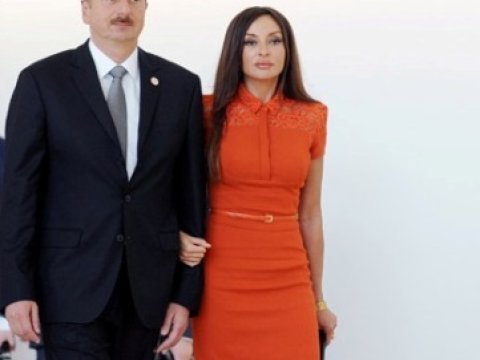 Prezident və xanımı yeni yaşayış binasının açılışında iştirak ediblər