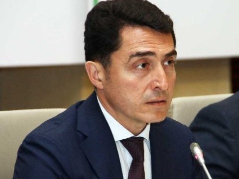 Əli Hüseynli Rövşən Rzayevin ABŞ-la bağlı qanun layihəsini dəstəklədi