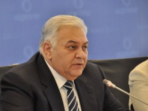 Oqtay Əsədov ABŞ əleyhinə sənədin müzakirəsinə icazə verdi 