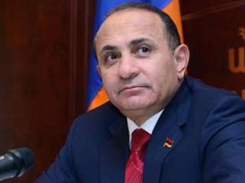 Ermənistan hökuməti ixtisarlar aparacaq