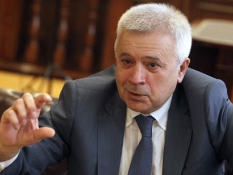 Azərbaycanlı milyarder 2015-ci ildə 1,2 milyard pul itirib