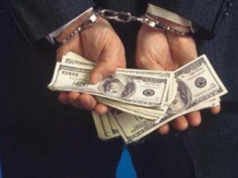 Qanunsuz dollar satışına görə  5 nəfər saxlanıldı