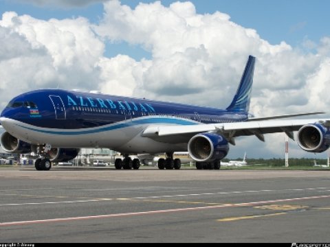 AZAL hava şəraitinə görə uçuşları təxirə salmayıb – AÇIQLAMA