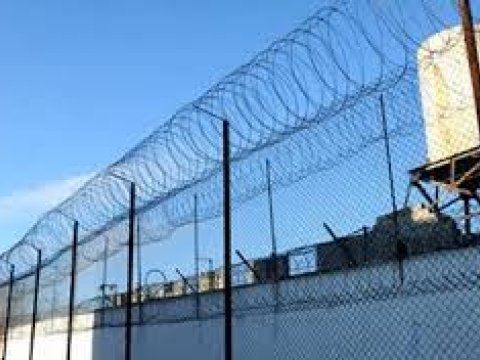 13 saylı cəzaçəkmə müəssisəsində məhkumlar soyuqdan donur