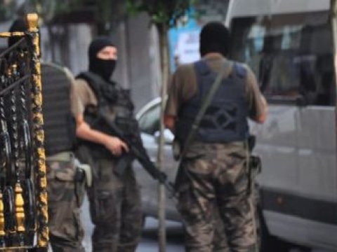 HDP-nin vəzifəli şəxsi saxlanıldı 