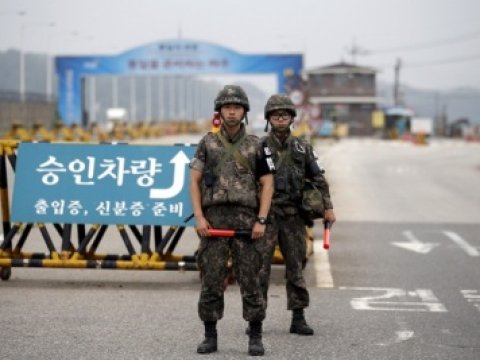 İki Koreya dövləti radiogücləndirici duelinə çıxdılar 