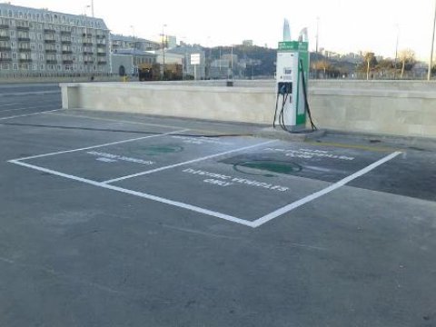 “Greencar” enerjidoldurma məntəqəsini istifadəyə verdi