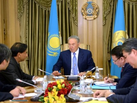 Qazaxıstan neftin 20 dollar olmasına hazırlaşır