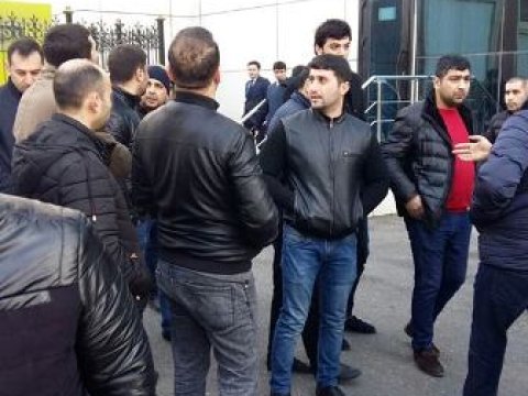 Ziya Məmmədova məxsus şirkətin qarşısında aksiya - FOTO