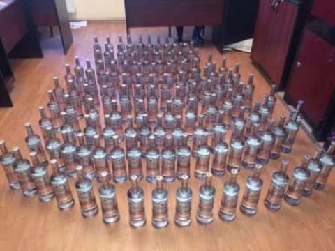  Qanunsuz spirtli içki satan məcburi köçkün saxlanılıb  