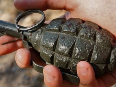 DTX əməkdaşının əlində qumbara partladı – BAKIDA