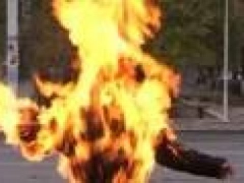 Tovuzda bir sakin yanıb öldü