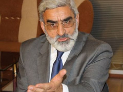 “Hakimiyyət bizi saymır” 