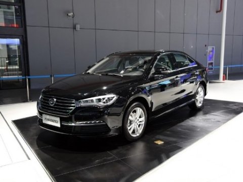  Məmurlara təklif edilən “Lifan” -Fotolar, Video 