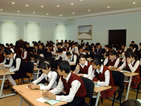 Fənn olimpiadalarının yarımfinalında 4000 şagird yarışacaq