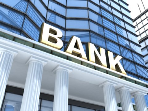 Hökumət bağlanacaq bankların əmanətlərini tam qaytarmaq istəmir