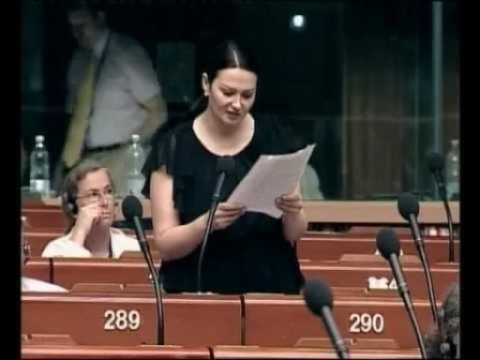 Qənirə Paşayeva AŞPA-nı tənqid etdi 