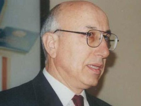 Arif Rəhimzadə deputatları intensiv görüşlərə çağırdı 