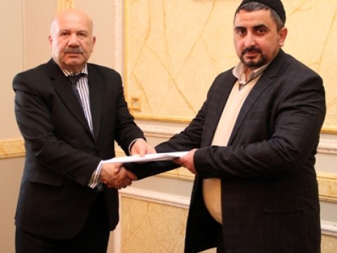 Dini Komitə daha 9 dini icmaya maliyyə yardımı ayırdı