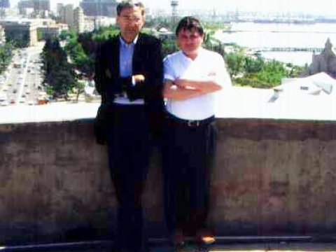 Bakının məşhur qonaqları: Orxan Pamuk bakılı yazıçıyla şərt kəsdi...