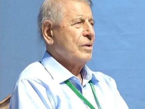 Milli Məclisin iclası başladı, Cəlal Əliyevi yad olundu